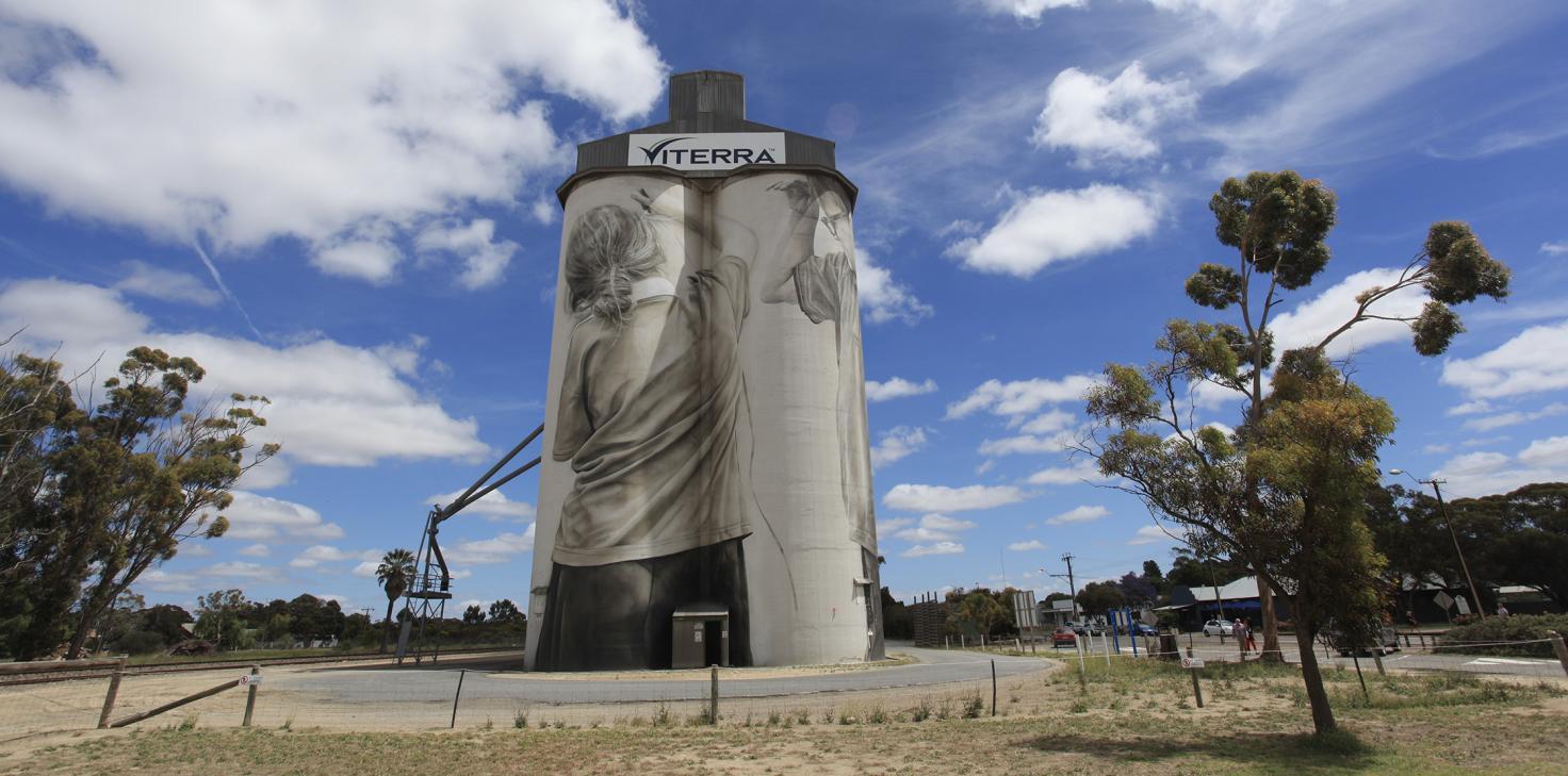 Coonalpyn Silo Art